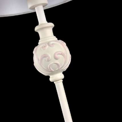 Интерьерная настольная лампа Maytoni Fiona ARM032-11-PK